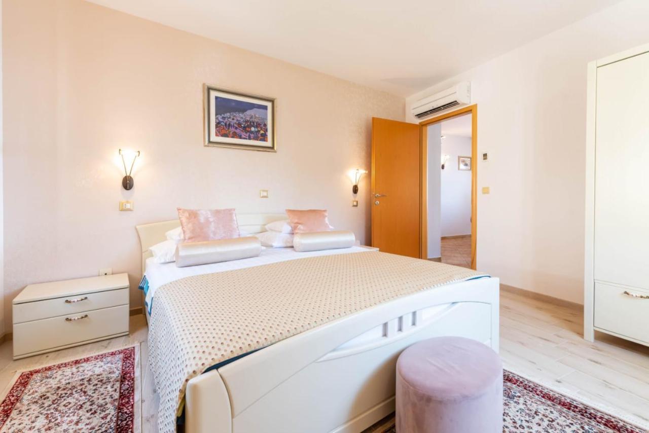 Heritage Park Hvar Hotel