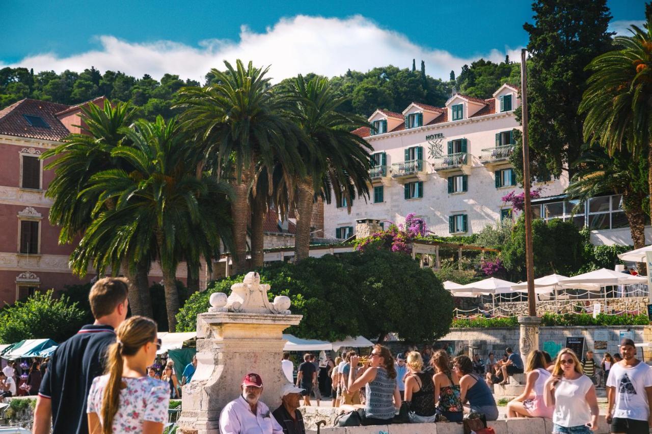 Heritage Park Hvar 4*